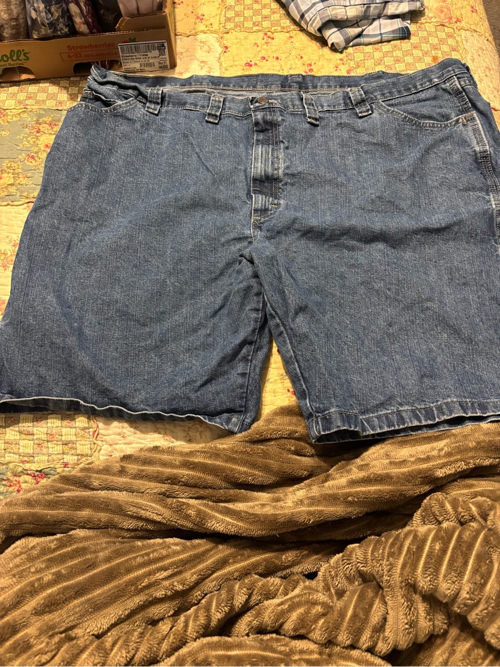 Wrangler Men's Denim Jean Shorts - Classic Blue size 48